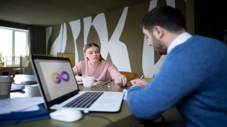 Qual tipo de site sua empresa precisa? Entenda as diferenças e faça a escolha certa